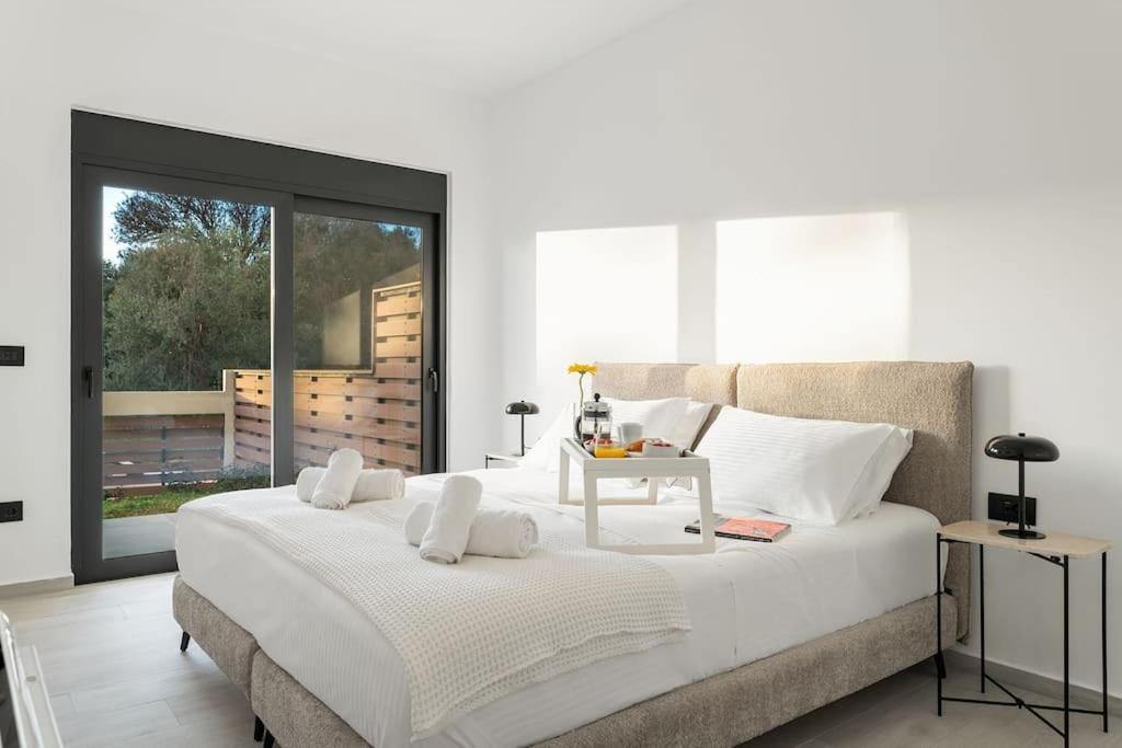 Maison Du Jardin 2-Bedroom Apartment Private Outdoor Jacuzzi Rhodes City Ngoại thất bức ảnh